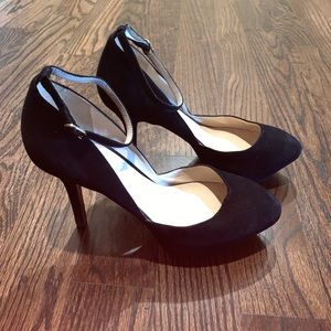 Nine West Black Suede Heels